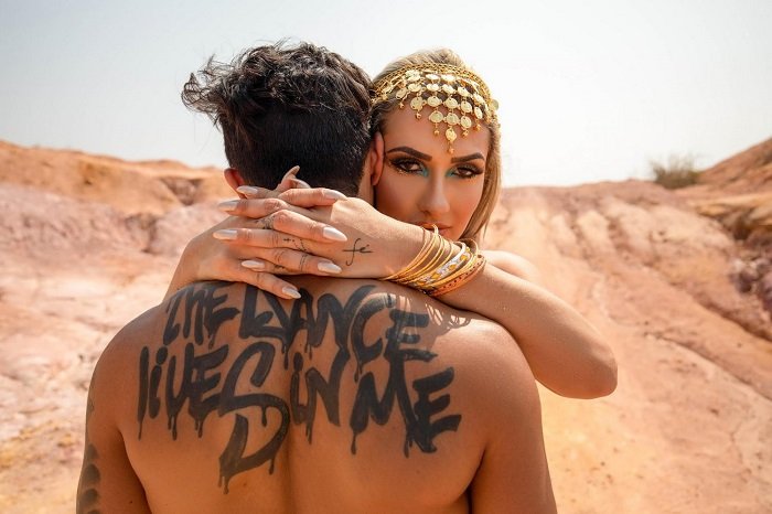 Francielly Bertolucci nua